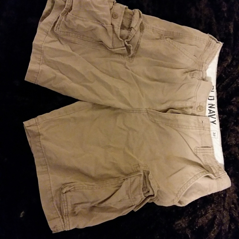 Men's cargo shorts
